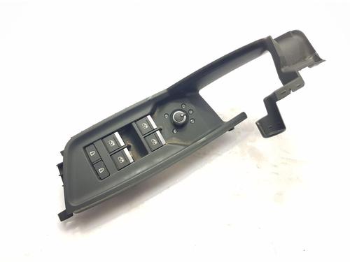 Used Right front window switch AUDI A3 Sportback (8YA, 8YF) 30 TDI (116 hp) 30914933