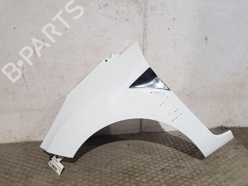 Used Left front fenders FORD FIESTA VI (CB1, CCN) [2008-2017]  23652754
