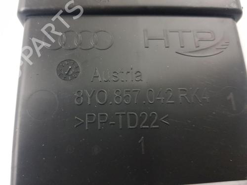 Air vent AUDI A3 Sportback (8YA, 8YF) 30 TDI | BP31574517I21