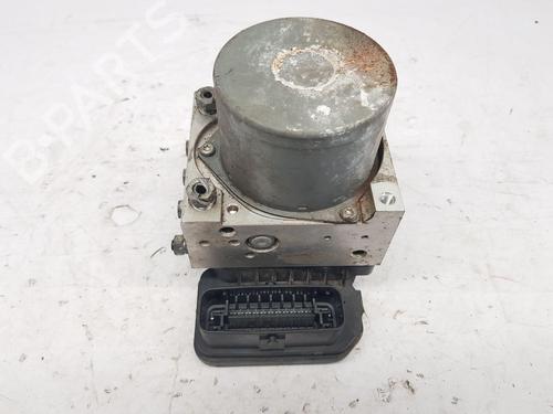 Used ABS pump TOYOTA HILUX VIII Pickup (_N1_) 2.4 D 4WD (GUN125_, GUN125R) (150 hp) 29467331