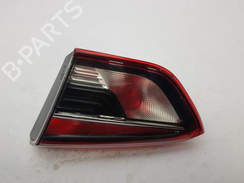 Used Right tailgate light OPEL CROSSLAND X / CROSSLAND (P17, P2QO) [2017-2025]  22674219