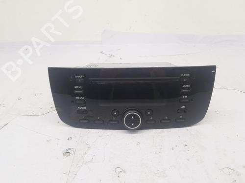 Used Radio Radio FIAT PUNTO EVO (199_) 1.4 (199AXB1A) (77 hp) 34253475 34253475