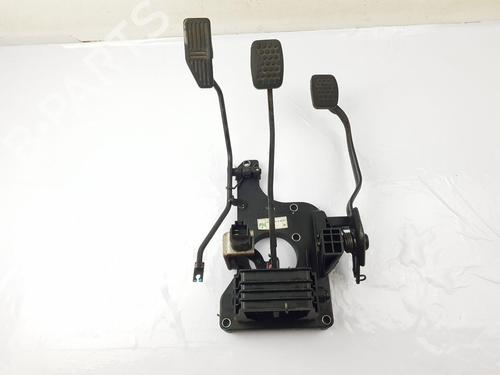 Pedal Pedal CHEVROLET MATIZ (M200, M250) 1.0 (67 hp) 36867760 36867760