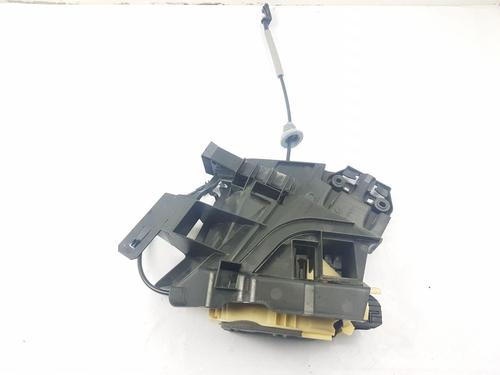 Høyre bak lås VOLVO XC90 II (256) B5 Mild-Hybrid AWD (235 hp) 30976876