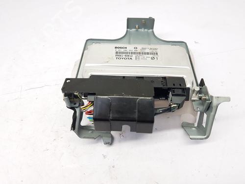 Calculateur moteur (ecu) TOYOTA YARIS (_P1_) 1.0 (SCP10_, SCP10R) (68 hp) 27579675