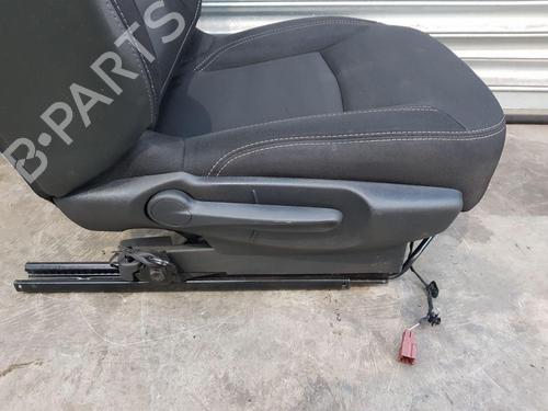 Right front seat NISSAN NV300 Van (X82)  | BP30924001C16 