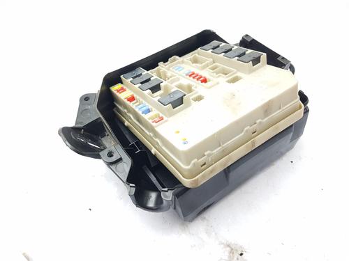 Used Fuse box Fuse box RENAULT CLIO III (BR0/1, CR0/1) 1.2 16V (BR02, BR0J, BR11, CR02, CR0J, CR11) (75 hp) 33130740 33130740
