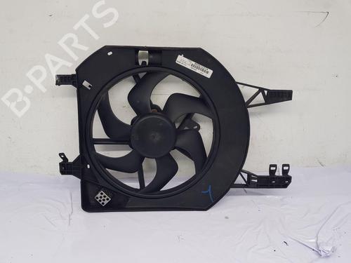 Used Radiator fan RENAULT TRAFIC II Van (FL) 2.0 dCi 115 (FL01, FL0U, FL00, FL0H, FL0M) (114 hp) 31574595