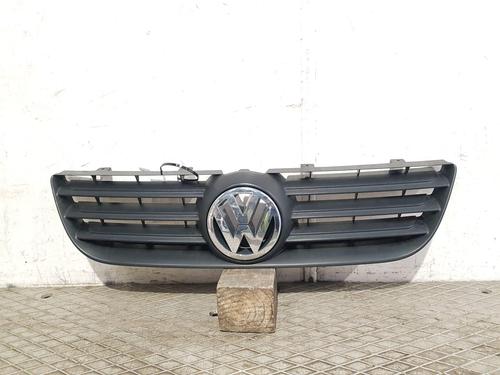 Used Grille VW POLO IV (9N_, 9A_) 1.4 16V (80 hp) 32352768
