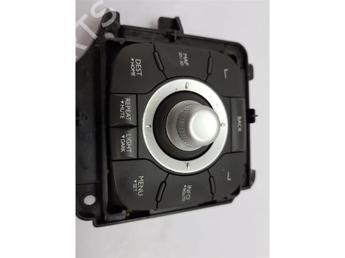 Radio RENAULT MEGANE III Hatchback (BZ0/1_, B3_) 1.6 16V (BZ1B, BZ1H) | BP22661826E6 