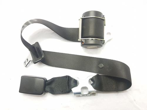 Used Rear center seatbelt FORD FIESTA V (JH_, JD_) 1.25 16V (75 hp) 29492798