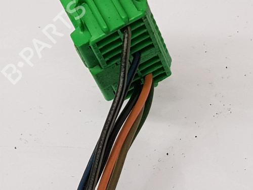 Right mirror VOLVO C30 (533) 1.6 | BP29984530C27