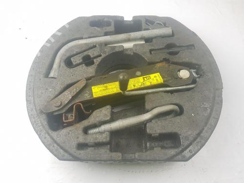 Kit pneu suplente Kit pneu suplente 38302586 38302586
