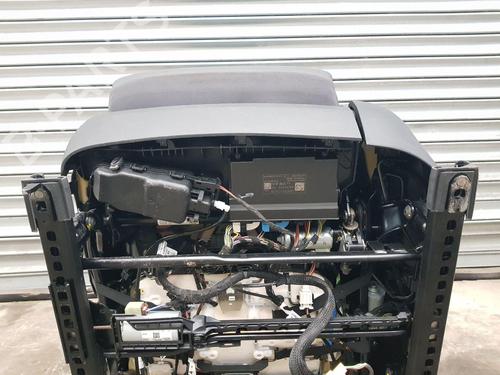 Left front seat VW TOUAREG (CR7, RC8)  | BP32787260C15  - Image 24