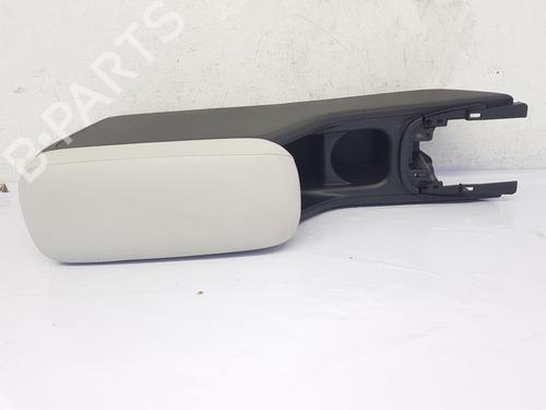 Armrest / Center console HONDA JAZZ V (GR_, GS_) 1.5 eHEV (GR3, GR6) | BP29492850I20 