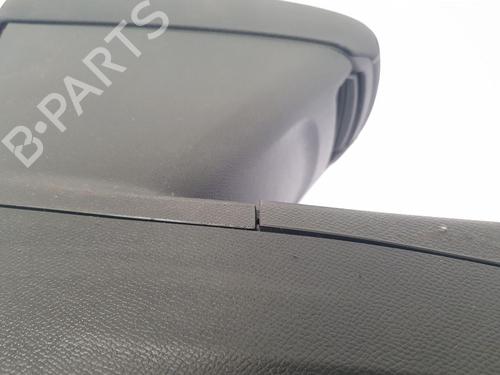 Armrest / Center console OPEL CORSA F (P2JO) 1.2 (68) | BP32149195I20 