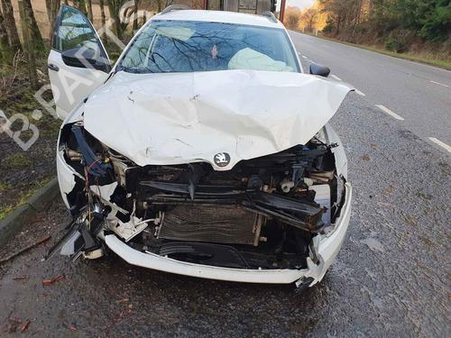 Rear parcel shelf SKODA OCTAVIA III Combi (5E5, 5E6) 1.6 TDI | BP31983636C85 