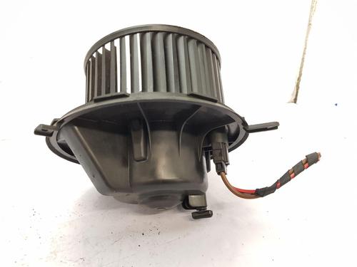 Heater blower motor VW CADDY III Box Body/MPV (2KA, 2KH, 2CA, 2CH) 1.9 TDI | BP22661609M62 