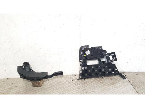 Used Rear bumper bracket Rear bumper bracket 37517831 37517831