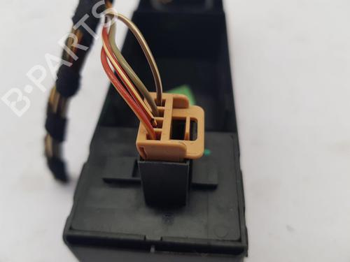 Right front window switch VW GOLF VI (5K1) 1.6 TDI | BP33275588I26 - Image 4