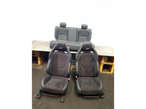 Used Right front seat TOYOTA YARIS (_P21_, _PA1_, _PH1_) [2020-2025]  22680371