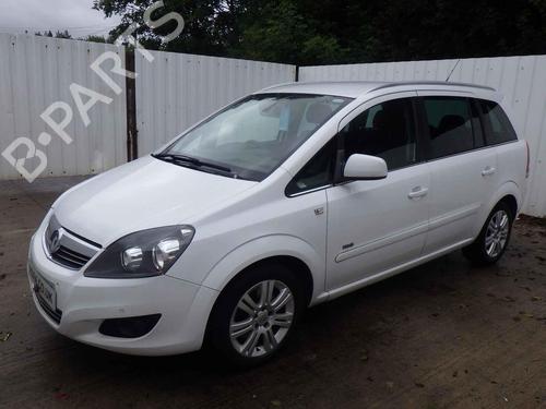 Sikringsdåse VAUXHALL ZAFIRA Mk II (B) (A05) 1.7 CDTI | BP24374909E1 