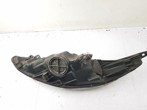 Used Right headlight Right headlight FORD FIESTA VI (CB1, CCN) 1.4 TDCi (70 hp) 40235488 40235488