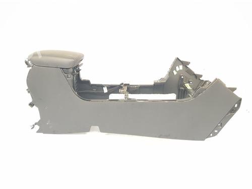 Used Armrest / Center console Armrest / Center console KIA SPORTAGE IV (QL, QLE) 1.7 CRDi (116 hp) 34638695 34638695