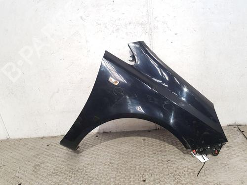 Used Right front fenders Right front fenders VAUXHALL CORSA Mk III (D) (S07) 1.4 (L08) (90 hp) 33834045 33834045