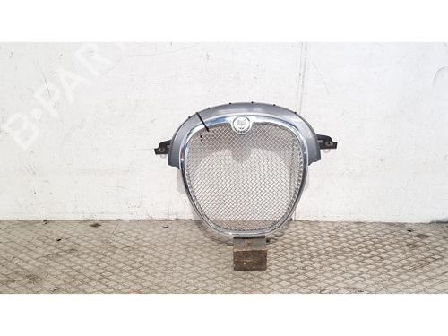 Used Grille Grille 39404868 39404868