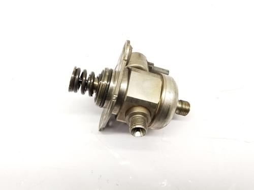 Used Fuel pump Fuel pump BMW 4 Coupe (F32, F82) M4 Competition (450 hp) 36052154 36052154