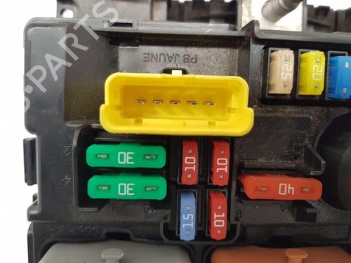 Fuse box CITROËN C3 Picasso (SH_) 1.6 HDI 90 | BP31663710E1 - Image 5