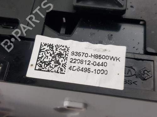 Right front window switch KIA STONIC (YB) | BP31819689I26