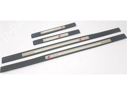 Right sideskirt AUDI A3 Sportback (8PA) RS3 quattro BP22670116C114