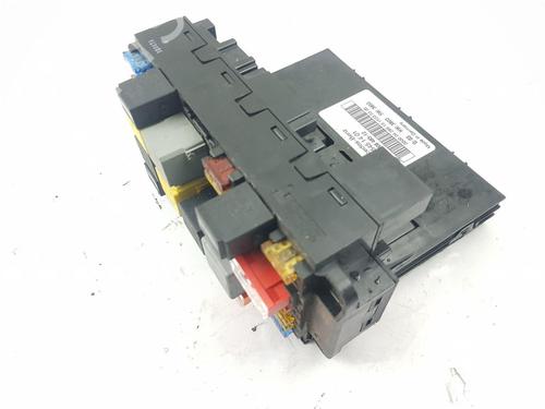 fuse-box-mercedes-benz-clk-convertible-a209-2002-2003-2004-2005-2006-2007-2008-2009-2010-31819873 main image