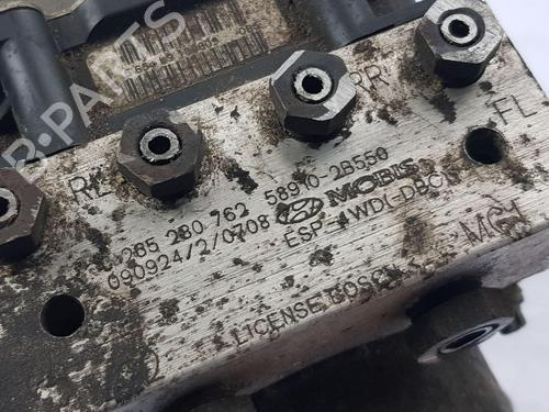 ABS pump HYUNDAI SANTA FÉ II (CM) 2.2 CRDi 4x4 | BP30737804M43