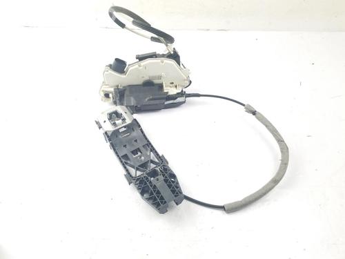 Højre fortil lås Højre fortil lås SEAT IBIZA IV (6J5, 6P1) 1.4 (85 hp) 39616773 39616773