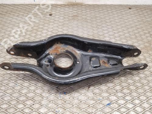 braccio-sospensione-posteriore-destro-tesla-model-3-5yj3-2017-35746141 main image