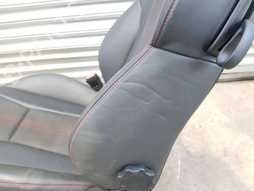 Right front seat AUDI A1 (8X1, 8XK) S1 quattro | BP23332150C16 