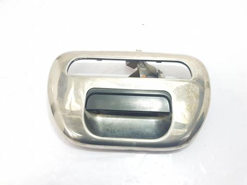 Used Tailgate handle MITSUBISHI L200 / TRITON (KA_T, KB_T) 2.5 DI-D 4WD (KB4T) (178 hp) 22672382
