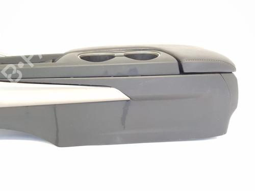 Armrest / Center console LEXUS IS III (_E3_) 300h (AVE30_, AVE30R) | BP26943155I20 