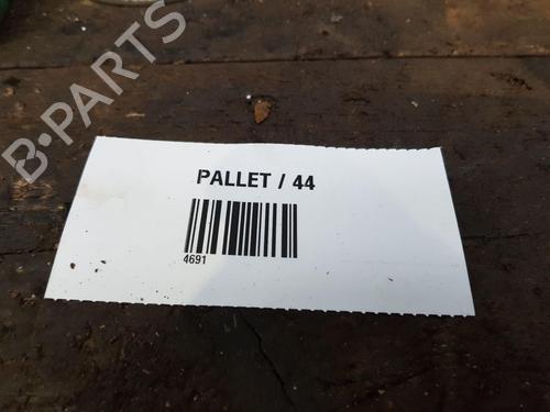 Left front suspension arm MERCEDES-BENZ C-CLASS (W205) C 450 AMG 4-matic (205.064) | BP22681506M12 