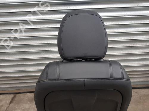 Right front seat ALFA ROMEO GIULIA (952_) 2.2 D (952AFA25, 952AFM25, 952ALA25) | BP28329809C16 