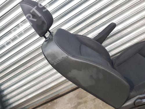 Right front seat NISSAN NV300 Van (X82)  | BP30924001C16 