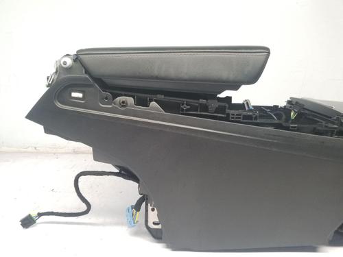 Armrest / Center console TESLA MODEL Y (5YJY) Long Range All-wheel Drive | BP40606477I20 - Image 12