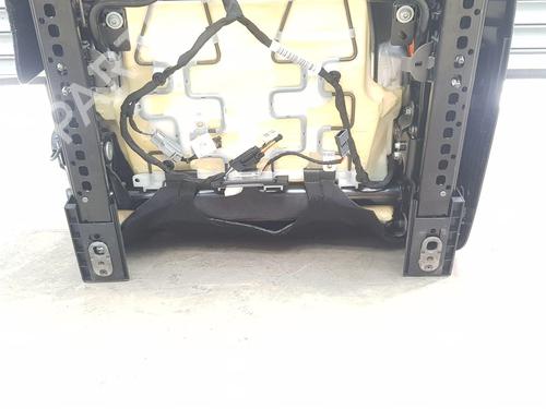 Right front seat LAND ROVER DEFENDER Station Wagon (L663) P300 Si4 4x4 | BP27689261C16 