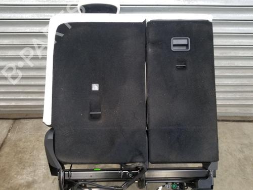 Right front seat TESLA MODEL Y (5YJY)  | BP32870615C16  - Image 69