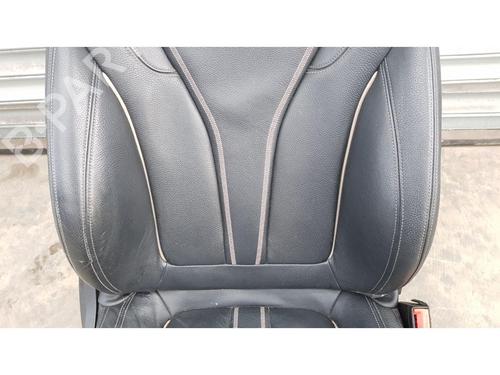 Right front seat BMW 5 (G30, F90) 530 i | BP34708515C16 - Image 4