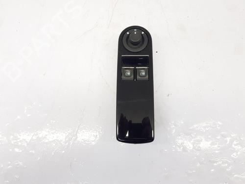 Used Right front window switch Right front window switch 36646835 36646835