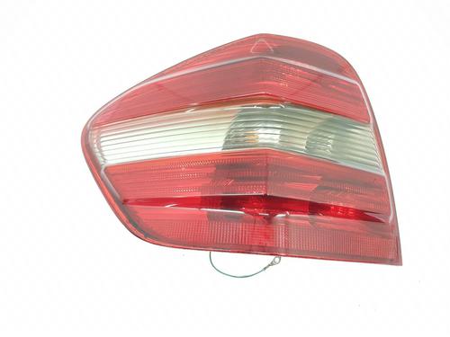 Used Left taillight MERCEDES-BENZ M-CLASS (W164) ML 320 CDI 4-matic (164.122) (224 hp) 30581004